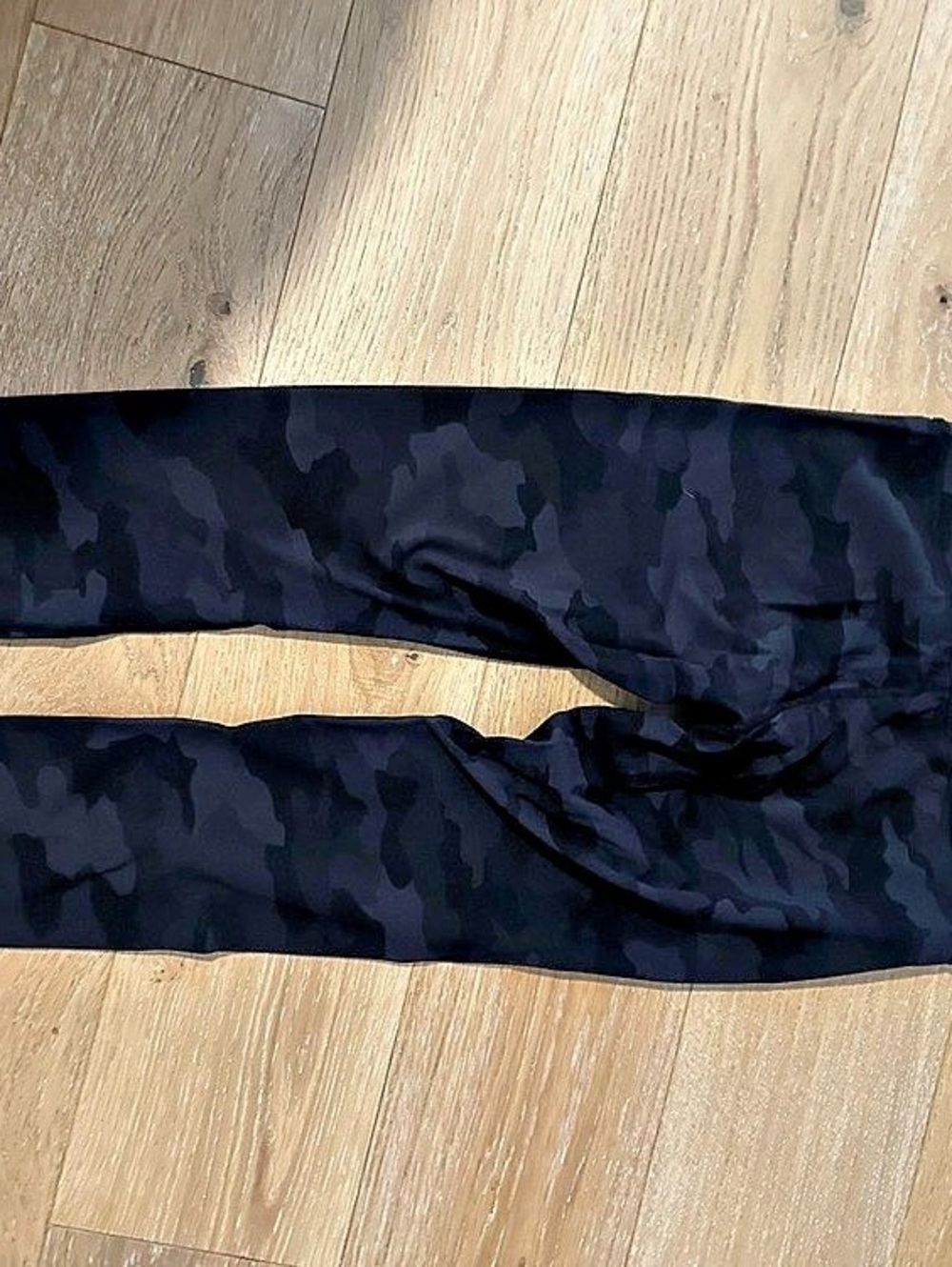 lululemon Wunder Under High-Rise Tight 25" Camo Leggings in Black Like New